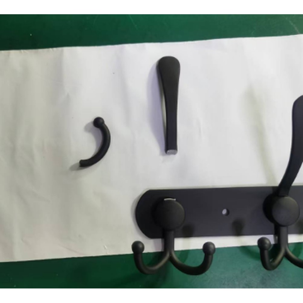 Visual inspection of coated hardware components